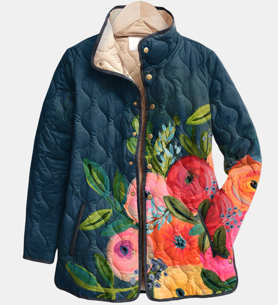 Camille | Gesteppte Jacke mit gemalten Blumen – Nachtblau mit Blumen
