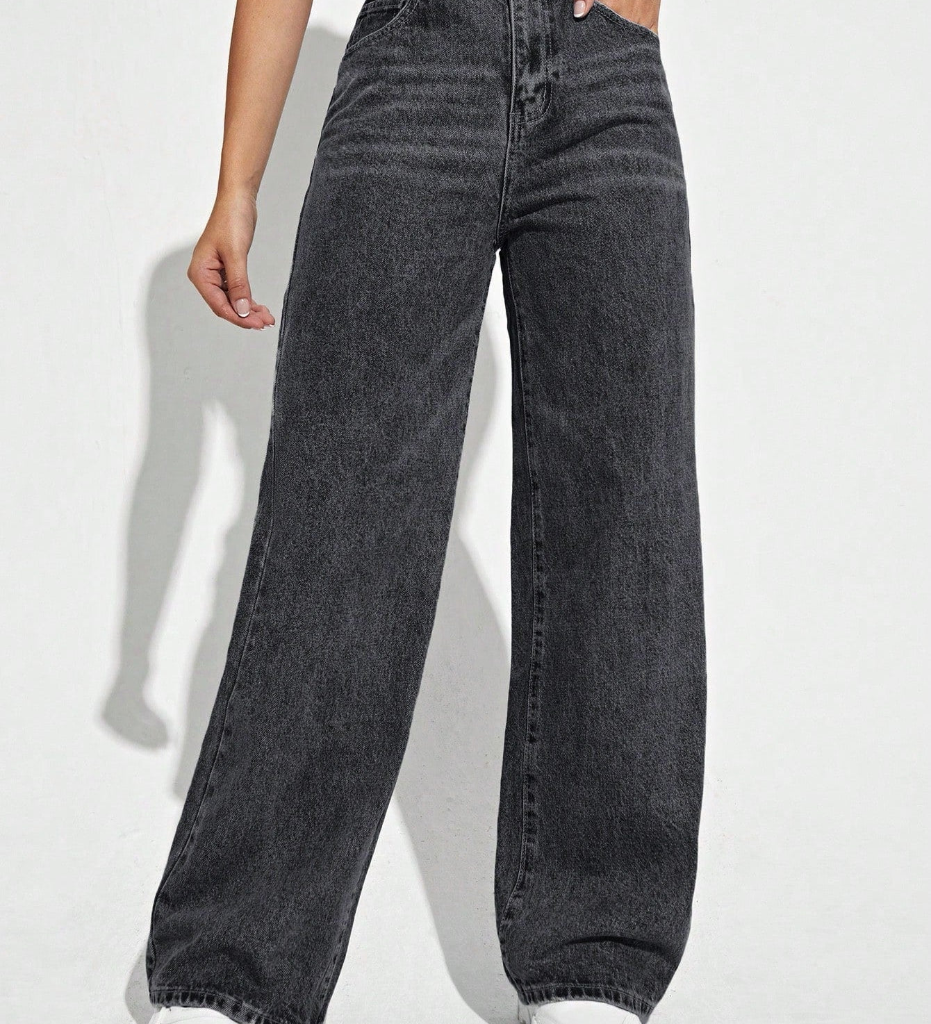Off Duty Wide-Leg Denim Hose