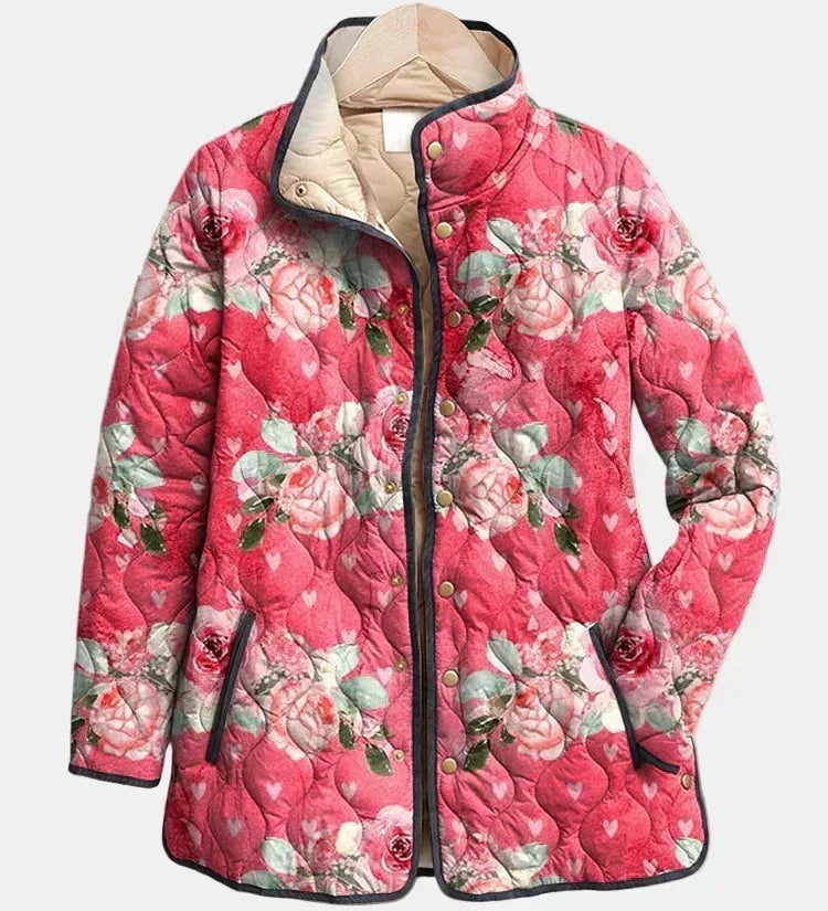 Christine | Gesteppte Jacke mit pudrigen Rosen – Himbeerrosa