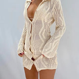 Isla Cove Crochet Button Mini Kleid