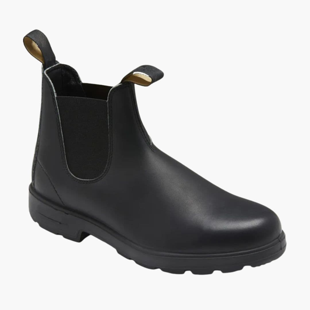 Men's Chelsea boots with elastic inserts