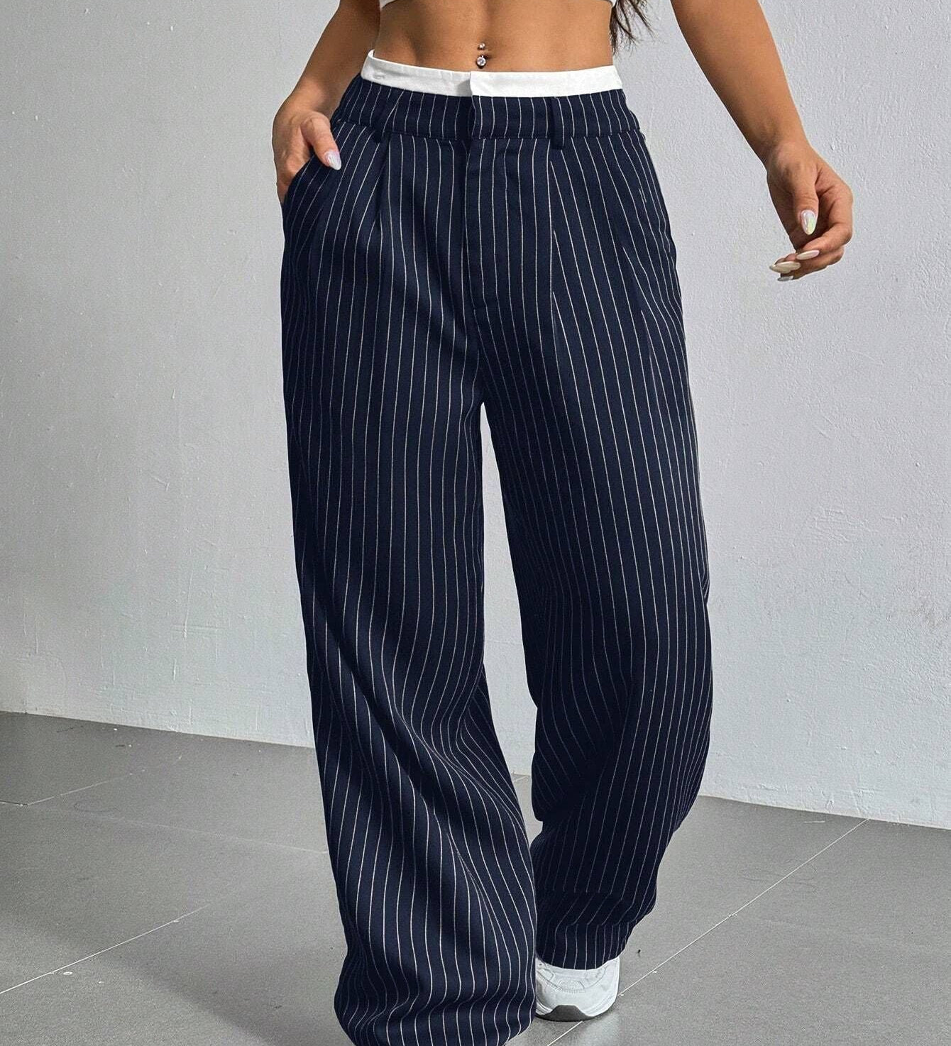 Stryx Pinstripe Wide-Leg Hose