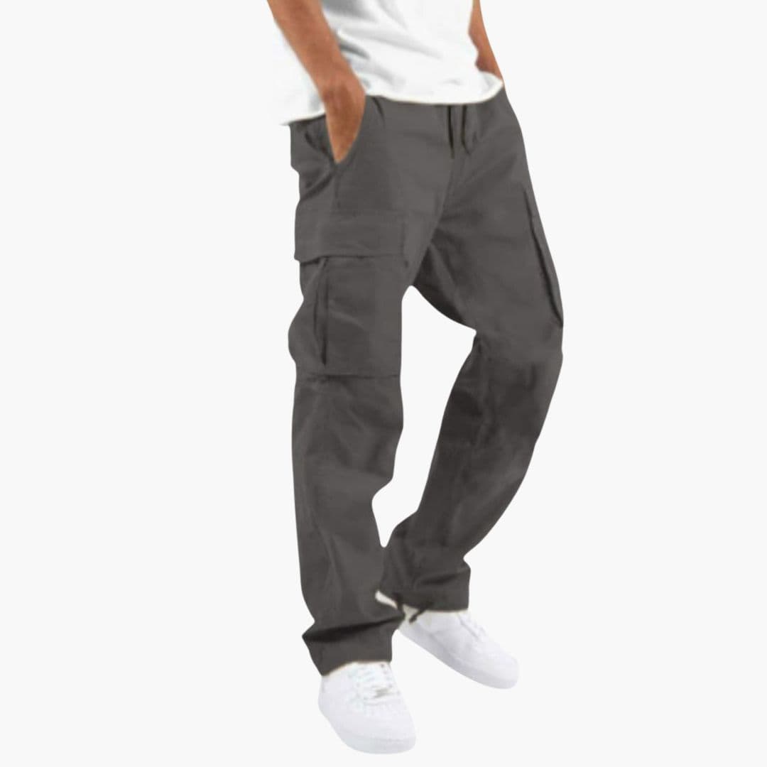 Men's Cargo Hose with Wide Legs and Multiple Pockets