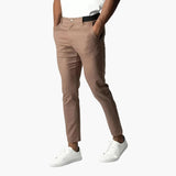 Men's chino Hose with button closure