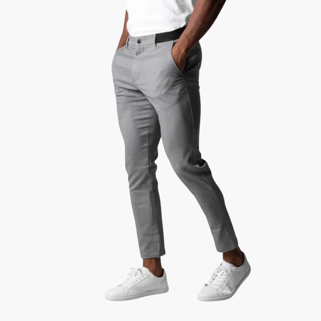 Men's chino Hose with button closure