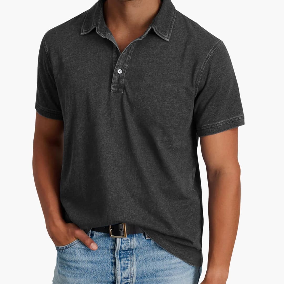 Men's short-sleeve polo with V-neck and discreet buttons